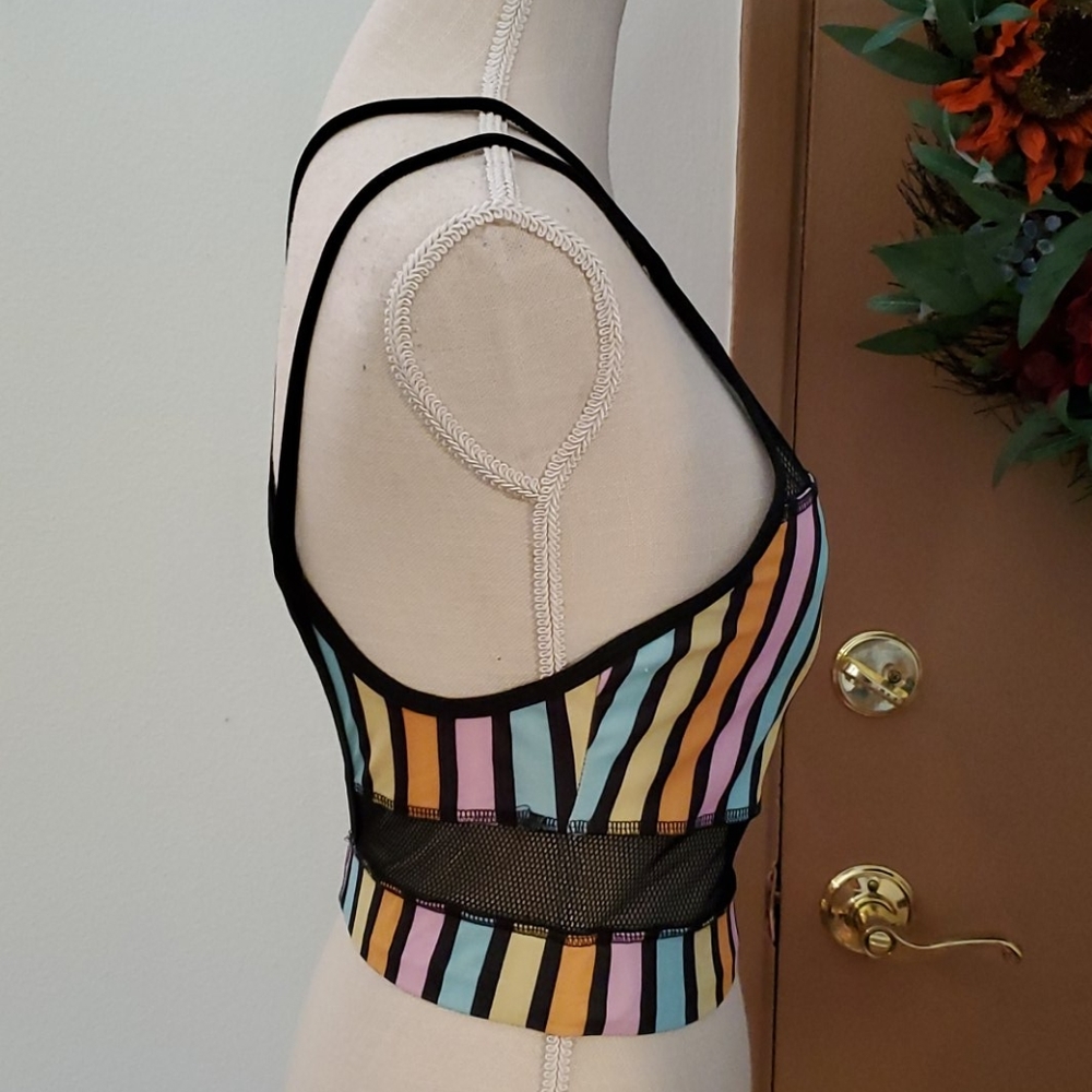 ABS2B Workout Top - Picture 2 of 9